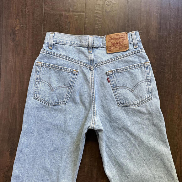 Vintage Levi 550 Jean Light Wash 31x34 (28x34) USA Cotton Relaxed Fit Mens